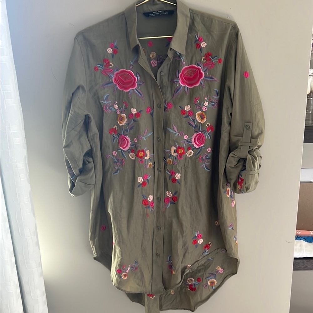ZARA Multicolored Embellished Mandarin Collar 3/4 Sleeve Top